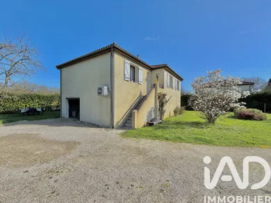 Maison traditionnelle à Marsac-sur-l'Isle (24430)