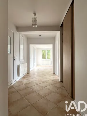 Apartment in Rueil-Malmaison (92500)