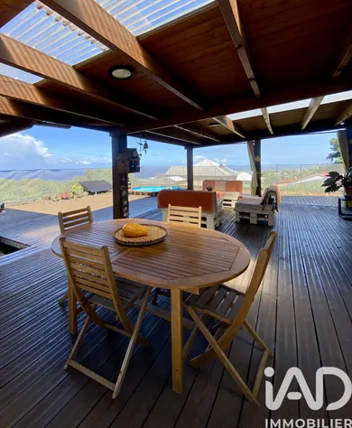 House in Saint-Pierre (97410)