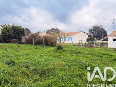 Terrain à bâtir à Vairé (85150)