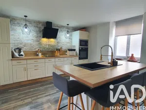 Townhouse in Chasseneuil-sur-Bonnieure (16260)