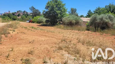 Building plot in Montmeyan (83670)