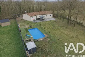 Maison traditionnelle à Luxé (16230)