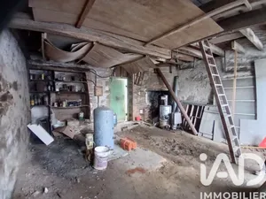 Maison à Saint-Pierre-des-Échaubrognes (79700)