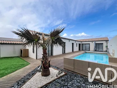 Maison à Charron (17230)