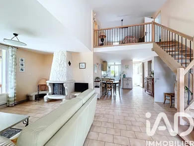Maison à Forcalquier (04300)