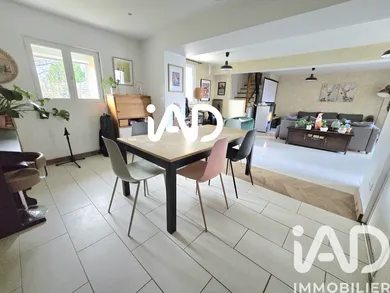 Maison à Chauconin-Neufmontiers (77124)