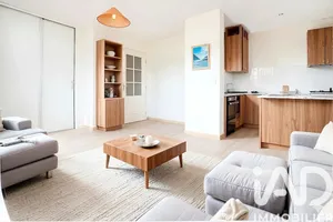 Apartment in Saint-Priest (69800)