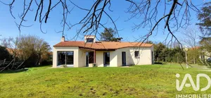 Maison traditionnelle à Saint-Julien-de-Concelles (44450)