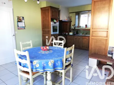 Maison à Blandouet / Saint-Jean-sur-Erve (53270)