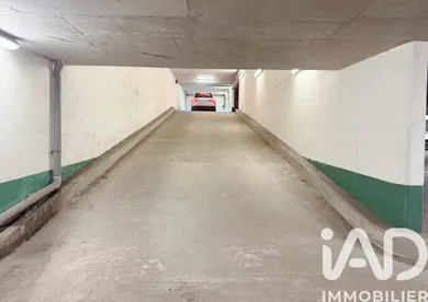 Parking in Le Chesnay (78150)