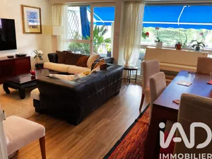 Apartment in Pessac (33600)