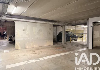 Parking in Guyancourt (78280)