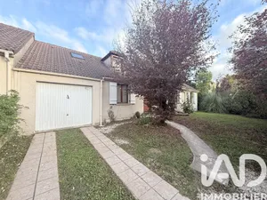 Maison à Thoury-Férottes (77940)