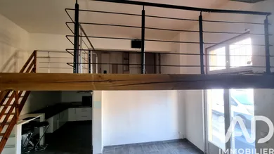 Apartment in Châteaurenard (13160)