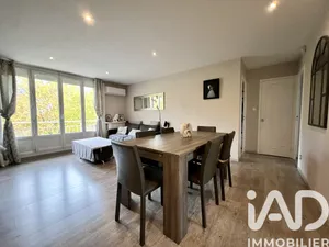 Apartment in Le Pont-de-Claix (38800)