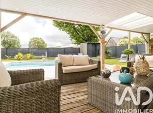 Architectural house in Saint-Lyphard (44410)