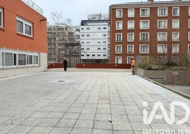 Parking à Paris (75013)