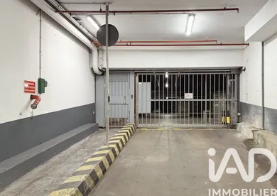 Parking à Paris (75013)