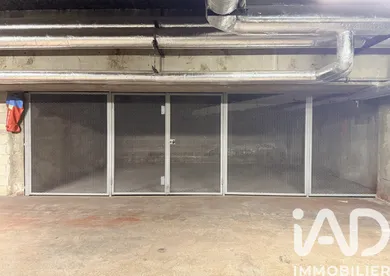 Parking à Paris (75013)