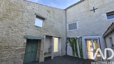 Maison à Saint-Georges-du-Bois (17700)