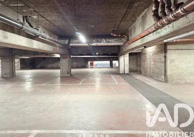 Parking à Paris (75013)