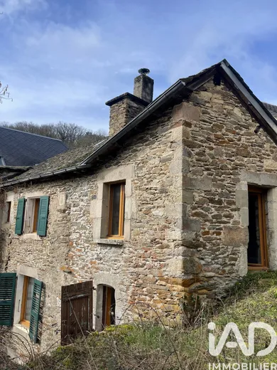 Maison de village à Ségur (12290)