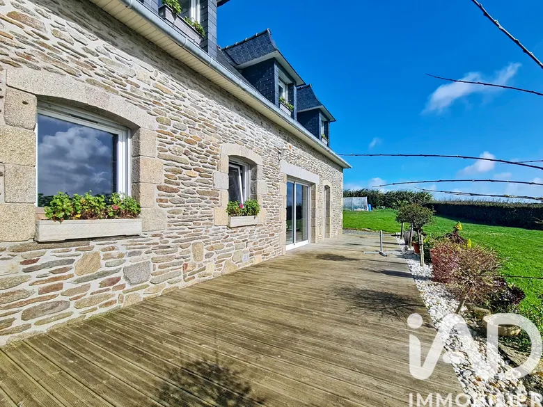 Maison 5 pièces 143 m² · à Plougonvelin · 143 m² · 466 000 €