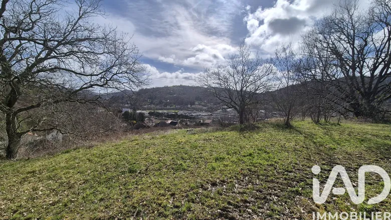 Terrain à bâtir à Viviez (12110) · 24 000 €
