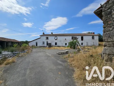 Maison traditionnelle à BRESSUIRE (79300)