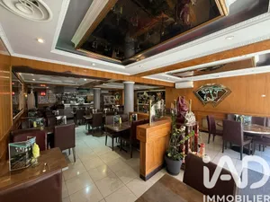 Building in Moulins (03000)