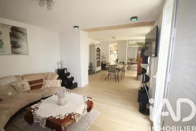 Maison à Saint-Savinien (17350)