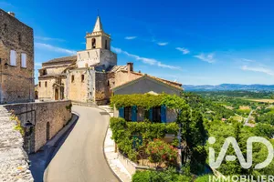 Domaine à Venasque (84210)