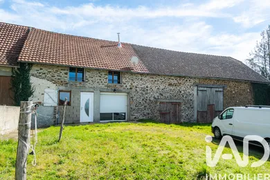 Village house in Saint-Cyr-les-Champagnes (24270)
