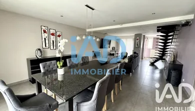 Detached house in Villeneuve-d'Ascq (59650)