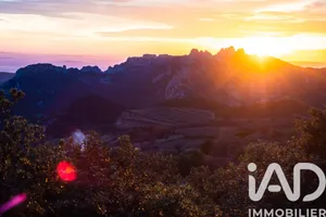 Mas à Venasque (84210)