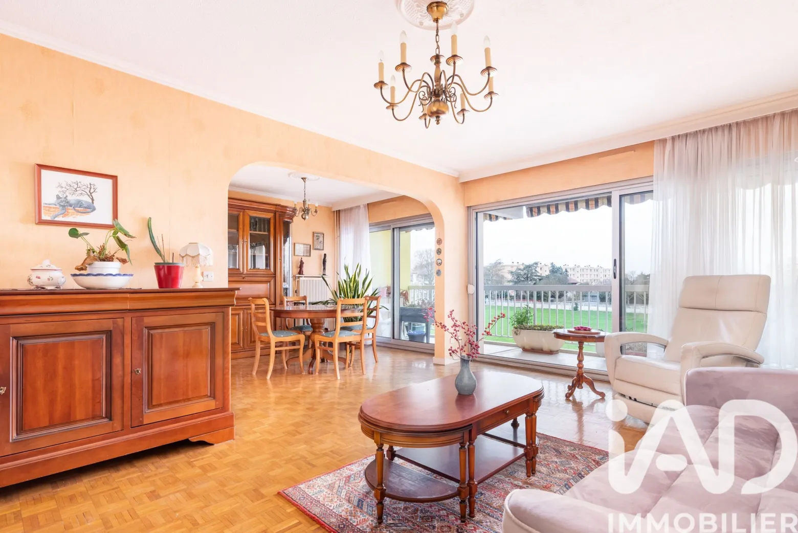 Vente appartement à Bron (69500) : appartement 3 pièces 84 m² - 1967582 — 3