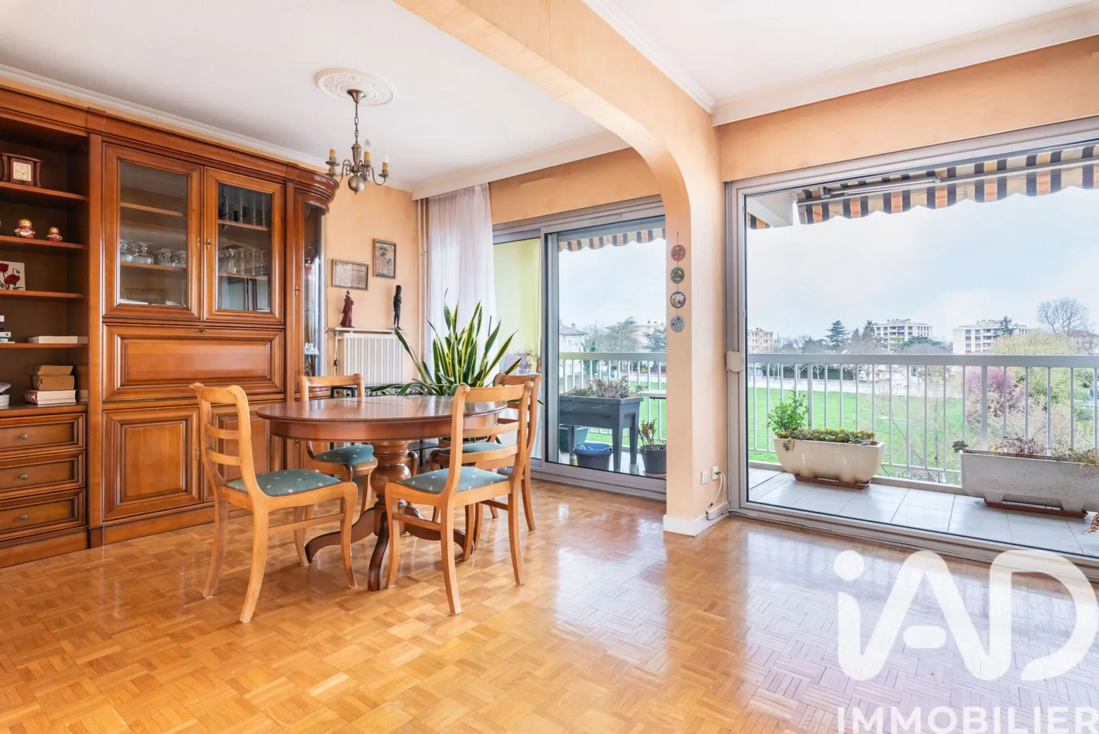 appartement à Bron