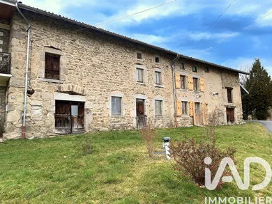 Maison à Saint bonnet le bourg (63630)