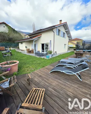 Maison traditionnelle à Farges (01550)