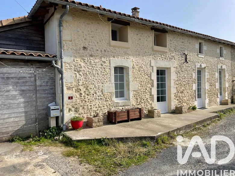 Maison 6 pièces 151 m² · à Mérignac · 151 m² · 199 500 €