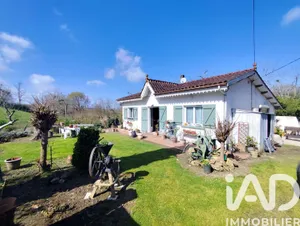 House in Bétous (32110)