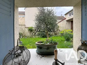 House in Mézières-sur-Seine (78970)