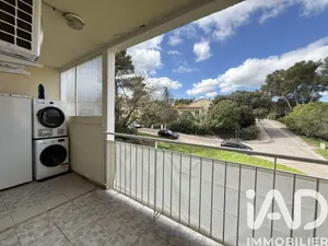 Appartement à Le Cannet-des-Maures (83340)