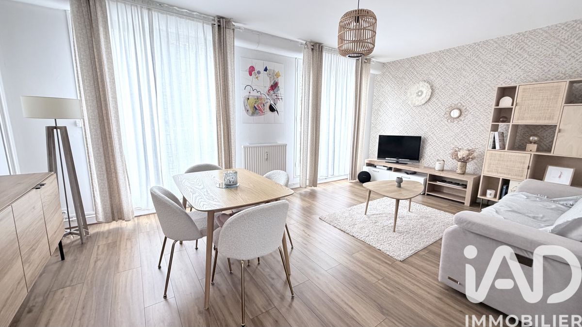 Vente appartement à Douai (59500) : appartement 5 pièces 89 m² - 1970400