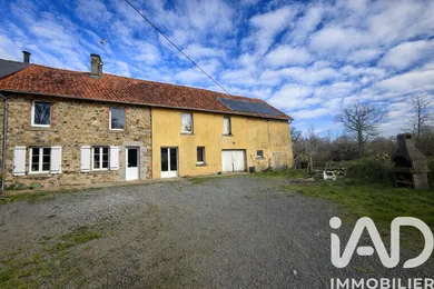 Maison de campagne à Cerisy-la-Salle (50210)