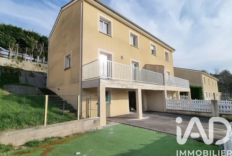 Maison 5 pièces 105 m² · à Unieux · 105 m² · 186 000 €