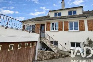 Townhouse in Saint-Germain-en-Laye (78112)