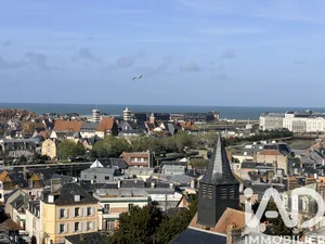 Appartement à Trouville-sur-Mer (14360)
