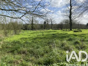 Building plot in Jugon-les-Lacs (22270)